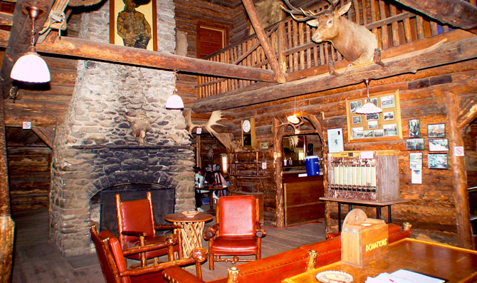 Yellowstone Cabins - Wyoming Lodging Resort WY